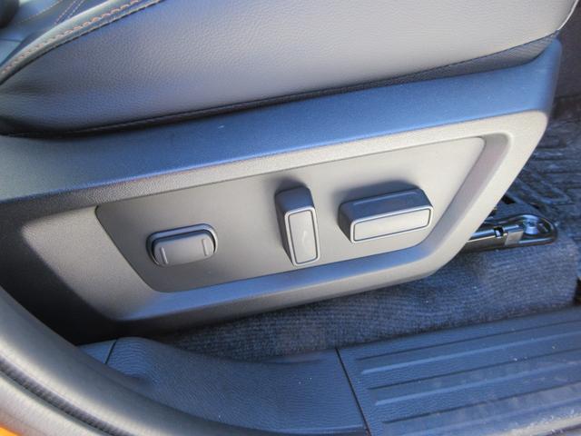 トライトン GSR 4WD レザーシート 純正9インチナビ フルセグTV 全周囲カメラ レーダークルーズコントロール ETC ブラインドスポットモニター シートヒーター ステアリングヒーター パワーシート 社外バグガード(41枚目)