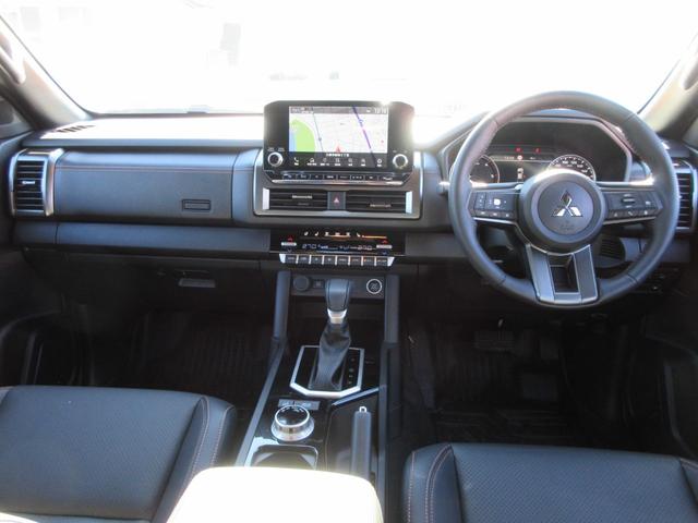 トライトン GSR 4WD レザーシート 純正9インチナビ フルセグTV 全周囲カメラ レーダークルーズコントロール ETC ブラインドスポットモニター シートヒーター ステアリングヒーター パワーシート 社外バグガード(44枚目)