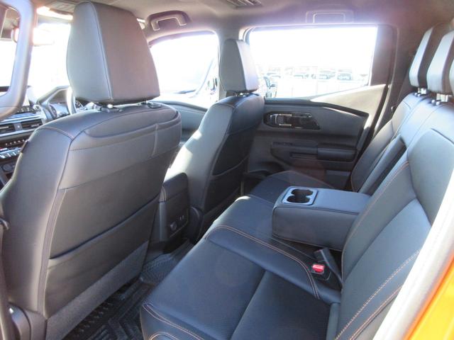 トライトン GSR 4WD レザーシート 純正9インチナビ フルセグTV 全周囲カメラ レーダークルーズコントロール ETC ブラインドスポットモニター シートヒーター ステアリングヒーター パワーシート 社外バグガード(49枚目)