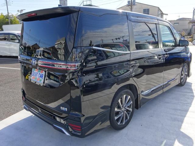 ヴォクシー ハイブリッドＳ－Ｚ　モデリスタエアロ　純正１０．５インチナビ　フルセグＴＶ　両側パワースライドドア　バックカメラ　ＥＴＣ２．０　ＡＣ１００Ｖ　Ｂｌｕｅｔｏｏｔｈ　ＤＩＳＣ　ＵＳＢ　アダプティブクルーズコントロール（13枚目）