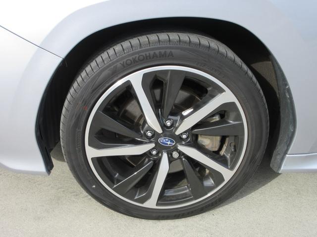 レヴォーグ スマートエディションＥＸ　４ＷＤ　アイサイト　純正１１．６インチナビ　フルセグＴＶ　全周囲カメラ　アダプティブクルーズコントロール　ドラレコ　ＥＴＣ　シートヒーター　パワーシート　ＬＥＤヘッド　純正１８インチＡＷ　スマートキー（9枚目）