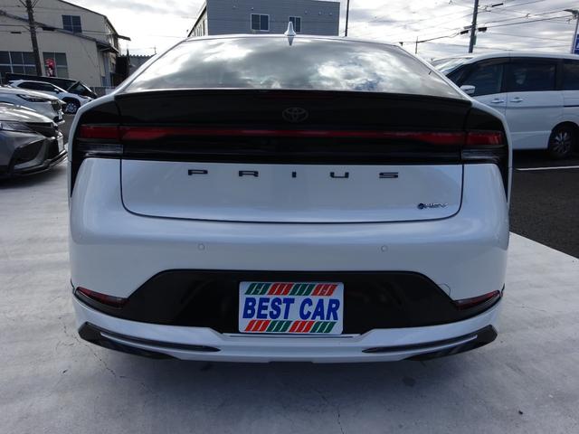 プリウス Ｚ　モデリスタエアロ　レザーシート　トヨタセーフティセンス　純正１２．３インチナビ　フルセグＴＶ　パワーバックドア　アラウンドビューモニター　ドライブレコーダー前後　ＥＴＣ２．０　Ｂｌｕｅｔｏｏｔｈ（12枚目）