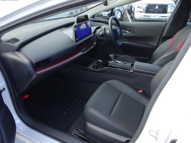 プリウス Ｚ　モデリスタエアロ　レザーシート　トヨタセーフティセンス　純正１２．３インチナビ　フルセグＴＶ　パワーバックドア　アラウンドビューモニター　ドライブレコーダー前後　ＥＴＣ２．０　Ｂｌｕｅｔｏｏｔｈ（50枚目）