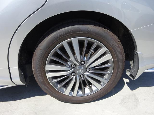 オデッセイハイブリッド ハイブリッドアブソルート・ＥＸホンダセンシング　レザーシート　ホンダセンシング　純正１１．４インチナビ　フルセグＴＶ　後席フリップダウンモニター　両側パワースライドドア　アラウンドビューモニター　ドライブレコーダー　ＥＴＣ２．０　Ｂｌｕｅｔｏｏｔｈ（11枚目）