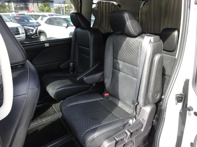 セレナ ｅ－パワー　ハイウェイスターＶ　プロパイロット　純正１０インチナビ　フルセグＴＶ　両側パワースライドドア　バックカメラ　ブラインドスポットモニター　レーンキープアシスト　デジタルインナーミラー　ＰＵＳＨスタート　ＬＥＤヘッドライト（45枚目）