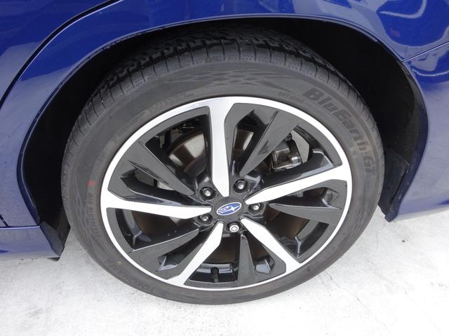 レヴォーグ ＧＴ－Ｈ　４ＷＤ　アイサイト　純正９インチナビ　フルセグＴＶ　パワーバックドア　サイドカメラ　バックカメラ　ドライブレコーダー　ＥＴＣ　Ｂｌｕｅｔｏｏｔｈ　ＤＩＳＣ　ＵＳＢ　アダプティブクルーズコントロール（11枚目）