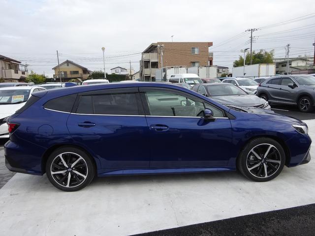 レヴォーグ ＧＴ－Ｈ　４ＷＤ　アイサイト　純正９インチナビ　フルセグＴＶ　パワーバックドア　サイドカメラ　バックカメラ　ドライブレコーダー　ＥＴＣ　Ｂｌｕｅｔｏｏｔｈ　ＤＩＳＣ　ＵＳＢ　アダプティブクルーズコントロール（17枚目）