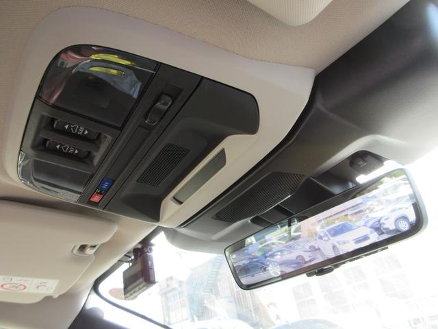 レヴォーグ ＳＴＩスポーツＲ　ＥＸ　４ＷＤ　アイサイト　ＳＴＩエアロ　サンルーフ　本革シート　純正１１．６インチナビフルセグＴＶ　フロント＋サイド＋バックカメラ　パワーバックドア　クルーズコントロール　ドラレコ　ＥＴＣ　シートヒーター（30枚目）