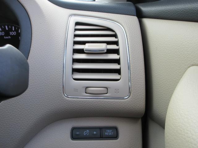 ティアナ ＸＬ　ナビＡＶＭパッケージ　純正ナビ　フルセグＴＶ　全周囲カメラ　クルーズコントロール　ドラレコ　ＥＴＣ　パワーシート　エマージェンシーブレーキ　プッシュスタート　ＨＩＤヘッドランプ　純正１６インチＡＷ　インテリジェントキー（29枚目）