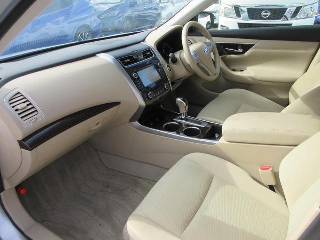 ティアナ ＸＬ　ナビＡＶＭパッケージ　純正ナビ　フルセグＴＶ　全周囲カメラ　クルーズコントロール　ドラレコ　ＥＴＣ　パワーシート　エマージェンシーブレーキ　プッシュスタート　ＨＩＤヘッドランプ　純正１６インチＡＷ　インテリジェントキー（50枚目）