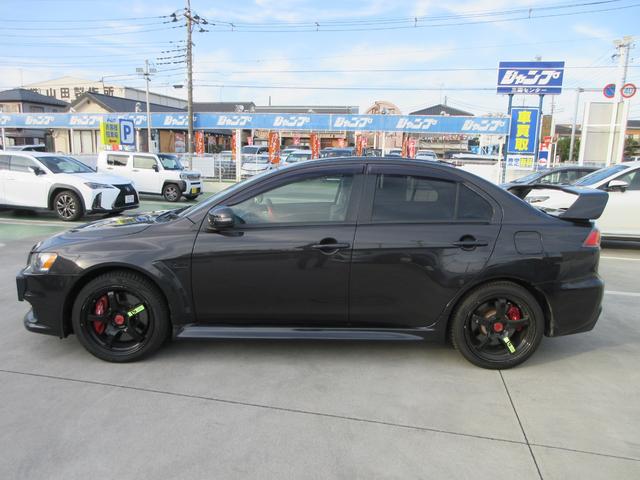 ランサー ＧＳＲプレミアムエボリューションＸ　４ＷＤ　革レカロセミバケットシート　大型リアスポイラー　純正ナビフルセグＴＶ　バックカメラ　ロックフォードプレミアムサウンド　シートヒーター　クルーズコントロール　ドラレコ　ＥＴＣ　社外１８インチＡＷ（14枚目）