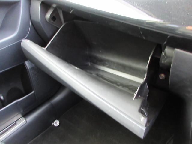 ランサー ＧＳＲプレミアムエボリューションＸ　４ＷＤ　革レカロセミバケットシート　大型リアスポイラー　純正ナビフルセグＴＶ　バックカメラ　ロックフォードプレミアムサウンド　シートヒーター　クルーズコントロール　ドラレコ　ＥＴＣ　社外１８インチＡＷ（28枚目）