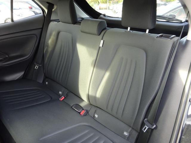 ヤリスクロス ハイブリッドＸ　トヨタセーフティセンス　純正８インチマルチメディア　バックカメラ　ＥＴＣ　Ｂｌｕｅｔｏｏｔｈ　ＵＳＢ　アダプティブクルーズコントロール　レーンキープアシスト　オートライト　オートハイビーム（42枚目）