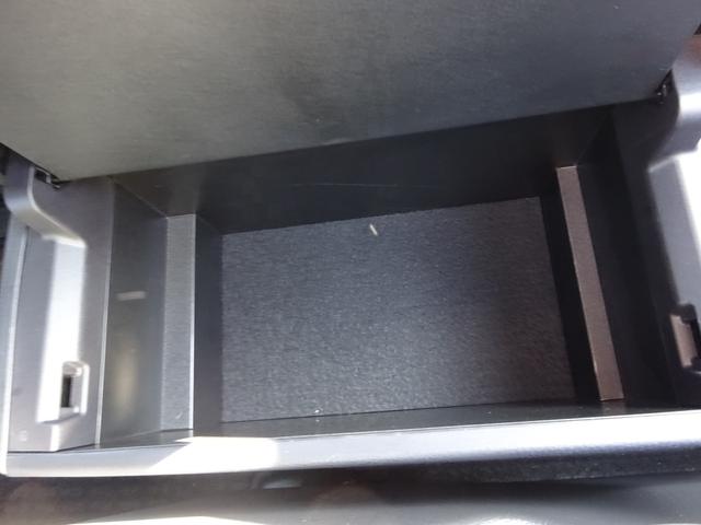 ノア ハイブリッドＳ－Ｇ　トヨタセーフティセンス　純正８インチマルチメディア　両側パワースライドドア　バックカメラ　ドライブレコーダー　ＥＴＣ２．０　Ｂｌｕｅｔｏｏｔｈ　ＵＳＢ　アダプティブクルーズコントロール（38枚目）