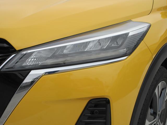 キックス X ツートーンインテリアエディション プロパイロット レザーシート 純正9インチナビ フルセグTV 全周囲カメラ ドラレコ ETC シートヒーター ステアリングヒーター インテリジェントルームミラー LEDヘッドライト 純正17インチAW(8枚目)