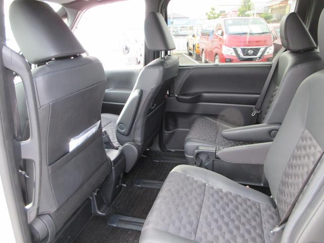 ヴォクシー ハイブリッドＳ－Ｚ　モデリスタエアロ　フロントグリルシグネチャーイルミ　純正１０．５インチナビ　フルセグＴＶ　全周囲カメラ　両側パワースライドドア　前後ドライブレコーダー　ＥＴＣ　レーダークルコン　シートヒーター（50枚目）