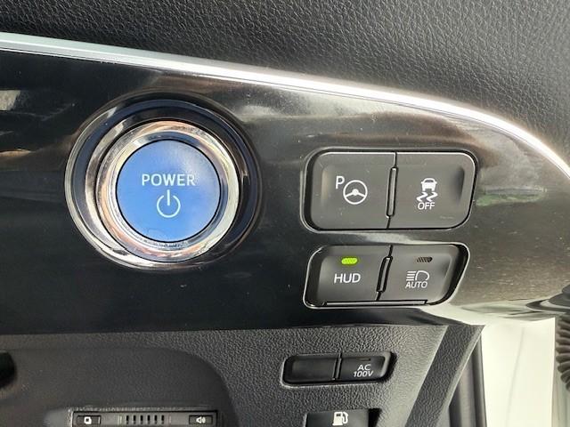 プリウス Ａ　ＡＣ１００Ｖ　衝突軽減ブレーキシステム　Ｂモニタ　記録簿有　ＬＥＤヘッド　クルーズコントロール　セキュリティー　スマートキー　パワーステアリング　Ｐシート　ドライブレコーダー　ＥＴＣ　アルミホイル（16枚目）