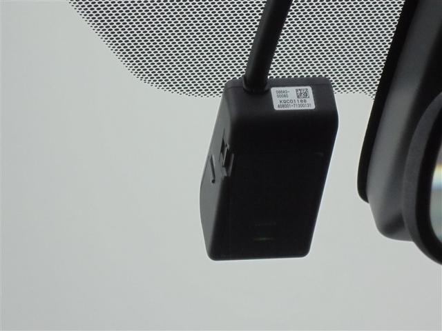 アクア Ｓスタイルブラック　記録簿あり　バックモニタ－　地デジフルセグ　ナビＴＶ　Ｗエアバッグ　メモリーナビゲーション　フルオートエアコン　ＡＢＳ　パワーウィンドウ　ＰＳ　エアＢ　追突被害軽減ブレーキ（12枚目）
