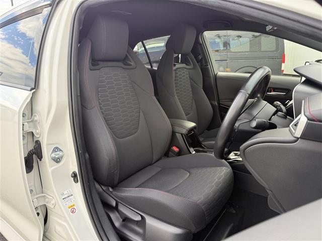 カローラスポーツ ハイブリッドG Z サイドエアバック 前後誤発進抑制 盗難防止 スマートキーシステム Bモニ オートクルーズ LEDライト 1オーナー車 エアバック オートエアコン 地デジ ナビTV AW デュアルエアバッグ 整備記録簿(7枚目)