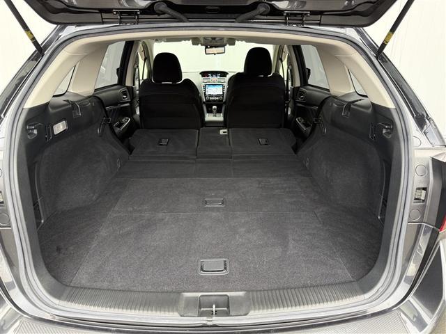 レヴォーグ １．６ＧＴ－Ｓアイサイト　後カメラ　ＥＴＣ装備　Ｐシート　横滑防止装置　軽減ブレーキ　アクセスキー　地デジＴＶ　フルオートエアコン　ナビＴＶ　イモビライザー　パワーウィンドウ　アルミ　クルーズコントロール　４ＷＤ　エアバッグ（18枚目）