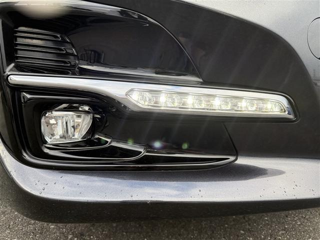 レヴォーグ １．６ＧＴ－Ｓアイサイト　後カメラ　ＥＴＣ装備　Ｐシート　横滑防止装置　軽減ブレーキ　アクセスキー　地デジＴＶ　フルオートエアコン　ナビＴＶ　イモビライザー　パワーウィンドウ　アルミ　クルーズコントロール　４ＷＤ　エアバッグ（26枚目）