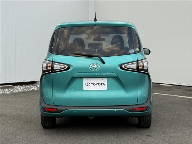 シエンタ G ナビ・TV スマートキープッシュスタート アイドリングS 1オ-ナ- リアカメラ 地デジフルセグ 定期点検記録簿 フルオートエアコン パワーウィンド ETC 運転席エアバック パワステ DVD再生可(28枚目)