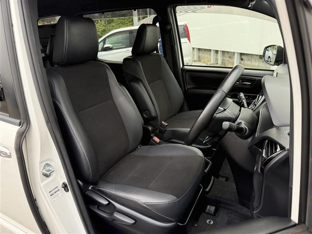 ノア ハイブリッドSi ダブルバイビーII Bカメラ 横滑り防止装置 記録簿有 LED 地デジ 1オーナー オートクルーズ DVD再生可 メモリナビ エアバッグ ETC ナビ&TV 3列シート ABS アルミホイール スマートキ キーレス(4枚目)