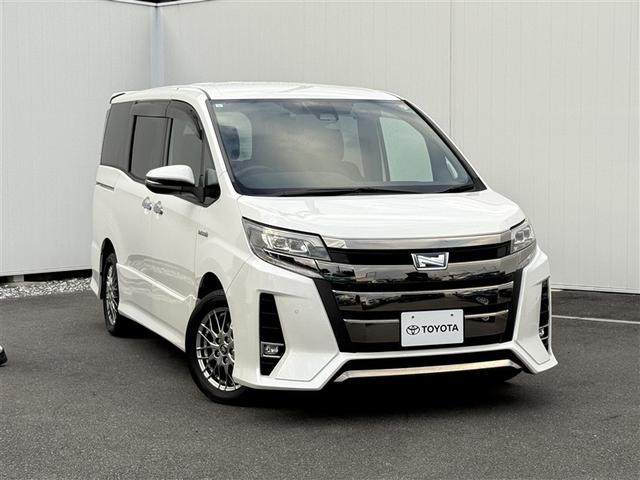 ノア ハイブリッドSi ダブルバイビーII Bカメラ 横滑り防止装置 記録簿有 LED 地デジ 1オーナー オートクルーズ DVD再生可 メモリナビ エアバッグ ETC ナビ&TV 3列シート ABS アルミホイール スマートキ キーレス(29枚目)