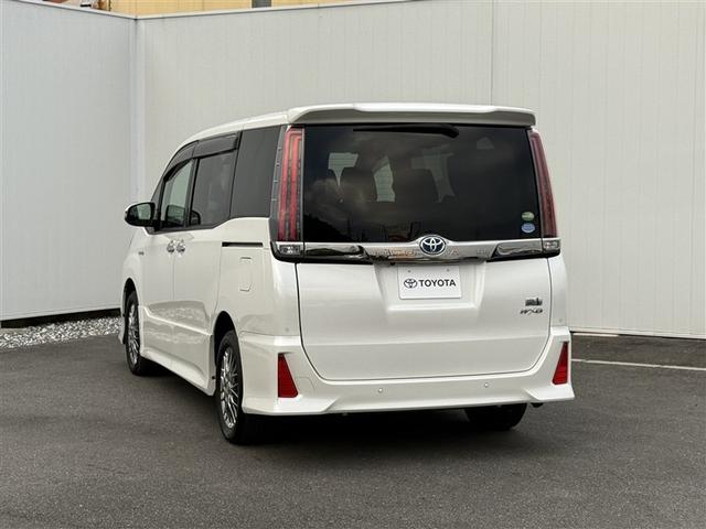 ノア ハイブリッドSi ダブルバイビーII Bカメラ 横滑り防止装置 記録簿有 LED 地デジ 1オーナー オートクルーズ DVD再生可 メモリナビ エアバッグ ETC ナビ&TV 3列シート ABS アルミホイール スマートキ キーレス(32枚目)