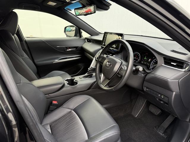 ハリアー Ｇ　衝突回避ブレーキ　黒革シート　セキュリティーアラーム　ＡＡＣ　バックモニタ－　エアロ　１オーナ　横滑防止装置　ＬＥＤランプ　スマキー　キーフリー　ＡＷ　ＰＳ　パワーウインドウ　ナビ　パワ－シ－ト（6枚目）