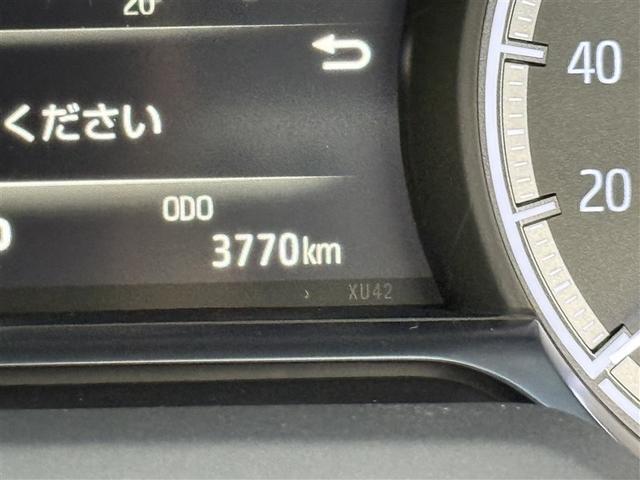 ハリアー Ｇ　衝突回避ブレーキ　黒革シート　セキュリティーアラーム　ＡＡＣ　バックモニタ－　エアロ　１オーナ　横滑防止装置　ＬＥＤランプ　スマキー　キーフリー　ＡＷ　ＰＳ　パワーウインドウ　ナビ　パワ－シ－ト（10枚目）
