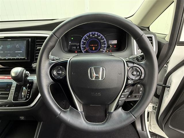 オデッセイ アブソルート・２０ｔｈアニバーサリー　アルミ　キーレスエントリー　衝突軽減Ｂ　ＬＥＤヘッドランプ　パワーウィンド　オートクルーズコントロール　３列シート　リアカメラ　スマートキー　カーテンエアバック　フルオートエアコン　ナビＴＶ　ＶＳＣ（18枚目）