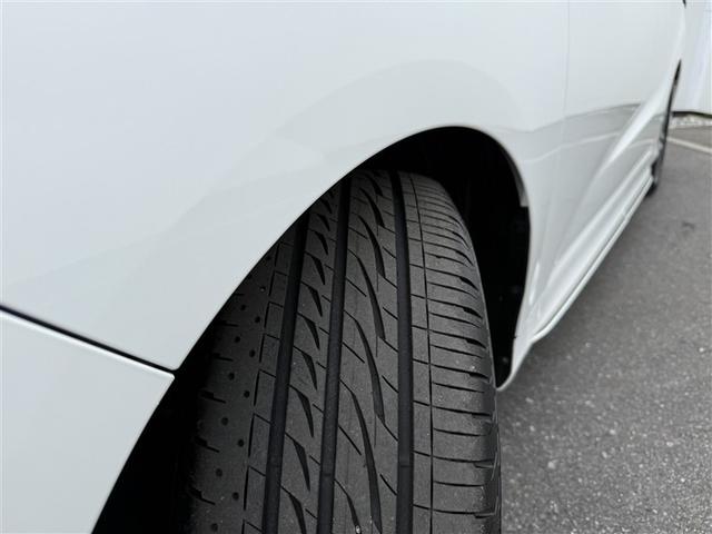 オデッセイ アブソルート・２０ｔｈアニバーサリー　アルミ　キーレスエントリー　衝突軽減Ｂ　ＬＥＤヘッドランプ　パワーウィンド　オートクルーズコントロール　３列シート　リアカメラ　スマートキー　カーテンエアバック　フルオートエアコン　ナビＴＶ　ＶＳＣ（28枚目）