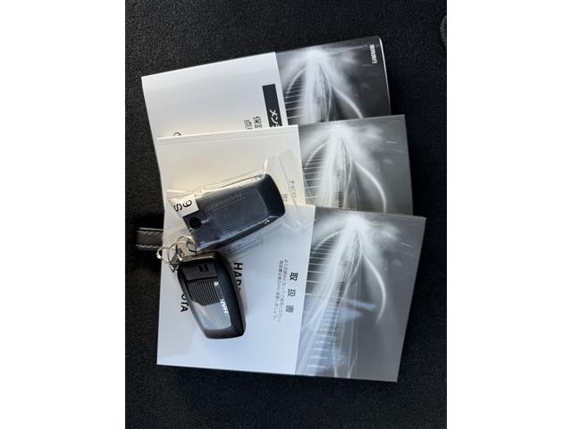 ハリアーハイブリッド Ｚ　エアロ　地上デジタル　衝突被害軽減　サイドエアバッグ　Ｂモニタ　ナビＴＶ　ＡＢＳ　アルミ　エアバッグ　ＡＡＣ　メモリーナビ　パワーステアリング　整備記録簿（38枚目）