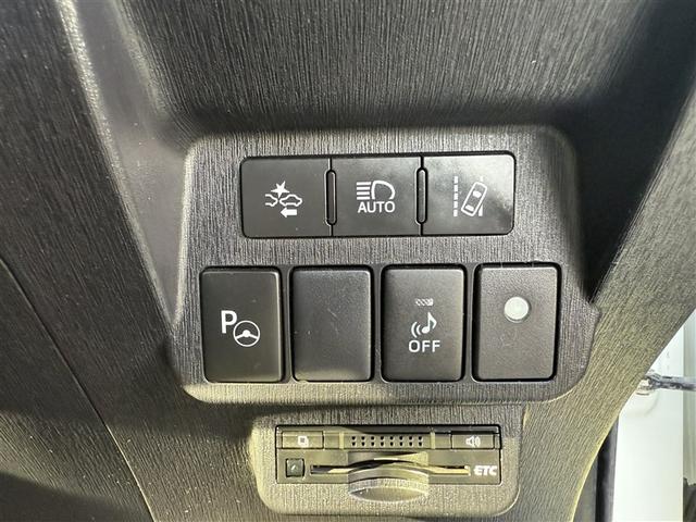 プリウスα G HDDナビゲーションシステム TSS Bモニタ エアバッグ ABS 地デジTV Wエアバック TVナビ フルオートエアコン 定期点検記録簿 パワーステアリング AW パワーウインドウ サイドSRS(18枚目)