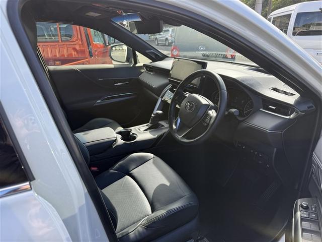 ハリアー Ｚ　レザーパッケージ　スマキ　追突防止　フルセグテレビ　バックモニター　本革シート　アルミ　横滑り防止機能　Ｐシート　整備記録簿　オートクルーズコントロール　ＬＥＤヘッドライト　盗難防止システム　エアコン　エアバッグ（8枚目）