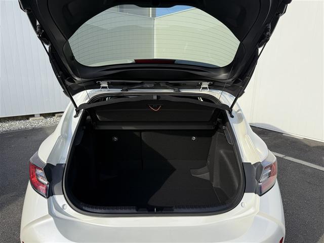 カローラスポーツ ハイブリッドＧ　Ｚ　サイドエアバック　前後誤発進抑制　Ｂモニ　エアバック　オートエアコン　地デジ　ナビＴＶ　ＡＷ　デュアルエアバッグ　整備記録簿　パワステ　ＡＢＳ　パワーウィンド　メモリーナビ（26枚目）