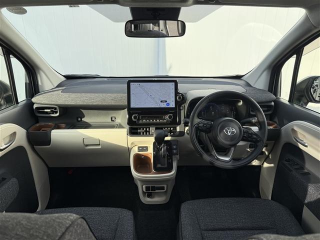 シエンタ Ｚ　１オナ　Ｗ電動ドア　イモビ　クルーズＣ　ＬＥＤヘッドランプ　ＥＴＣ　Ｓキー　横滑り防止機能　メモリーナビ　パワーウィンドウ　記録簿　エアバック　ＡＢＳ　ドラレコ　カーテンエアバック　オートエアコン（10枚目）