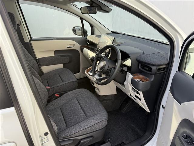 シエンタ Ｚ　１オナ　Ｗ電動ドア　イモビ　クルーズＣ　ＬＥＤヘッドランプ　ＥＴＣ　Ｓキー　横滑り防止機能　メモリーナビ　パワーウィンドウ　記録簿　エアバック　ＡＢＳ　ドラレコ　カーテンエアバック　オートエアコン（11枚目）