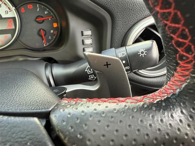 ８６ ＧＴ　キーフリ　１オナ　盗難防止　地デジ　スマートキ－　ＥＴＣ車載器　ＶＳＡ　オートエアコン　サイドＳＲＳ　助手席エアバッグ　パワーウィンドウ　アルミ　運転席エアバッグ　ＡＢＳ　パワーステアリング（15枚目）