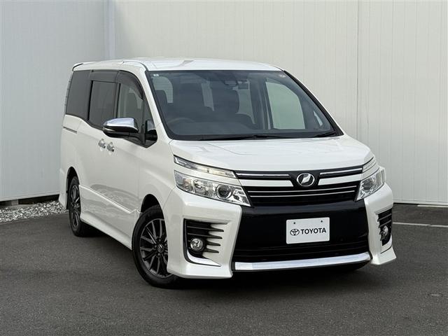 ヴォクシー ＺＳ　煌　地上デジタル　ＴＳＳ　両側パワードア　パワーウィンド　横滑防止　１オーナ　整備記録簿　盗難防止装置　スマートエントリー　Ｂカメラ　ＬＥＤヘッドライト　メモリーナビ　３列シート　ＥＴＣ　ナビ＆ＴＶ　ＡＷ（3枚目）