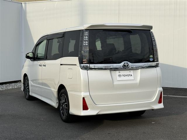ヴォクシー ＺＳ　煌　地上デジタル　ＴＳＳ　両側パワードア　パワーウィンド　横滑防止　１オーナ　整備記録簿　盗難防止装置　スマートエントリー　Ｂカメラ　ＬＥＤヘッドライト　メモリーナビ　３列シート　ＥＴＣ　ナビ＆ＴＶ　ＡＷ（7枚目）