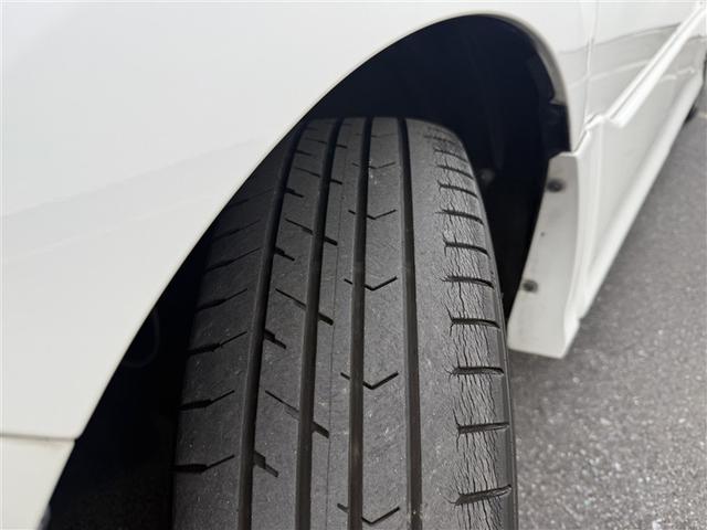 ヴォクシー ＺＳ　煌　地上デジタル　ＴＳＳ　両側パワードア　パワーウィンド　横滑防止　１オーナ　整備記録簿　盗難防止装置　スマートエントリー　Ｂカメラ　ＬＥＤヘッドライト　メモリーナビ　３列シート　ＥＴＣ　ナビ＆ＴＶ　ＡＷ（31枚目）