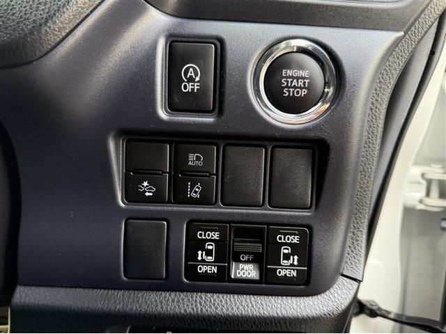 ヴォクシー ＺＳ　煌　地上デジタル　ＴＳＳ　両側パワードア　パワーウィンド　横滑防止　１オーナ　整備記録簿　盗難防止装置　スマートエントリー　Ｂカメラ　ＬＥＤヘッドライト　メモリーナビ　３列シート　ＥＴＣ　ナビ＆ＴＶ　ＡＷ（32枚目）