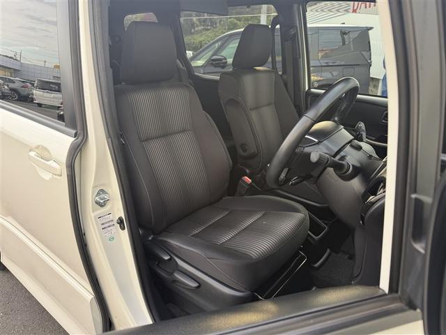 ノア ハイブリッドＳｉ　ＡＢＳ　横滑り防止機能　ダブルエアコン　エアバッグ　バックモニター　片側電動スライドドア　記録簿有　ナビＴＶ　３列シート　メモリーナビ　ＥＴＣ　ドラレコ　ＤＶＤ再生　パワーウィンドウ　オートエアコン（17枚目）