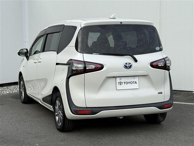 シエンタ ハイブリッドG ブレーキサポート Bカメラ 地デジ DVD キーフリー スマキー メモリナビ ナビTV ETC イモビライザー 運転席エアバック アルミホイール フルオートエアコン デュアルエアバッグ PW ABS(3枚目)