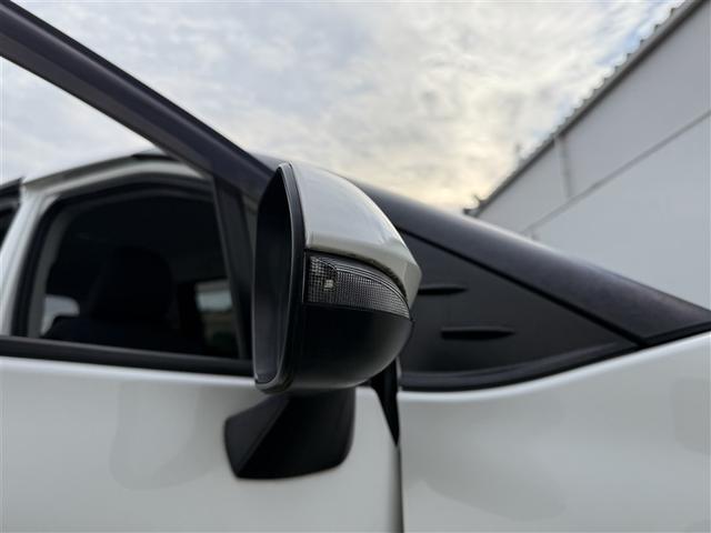 シエンタ ハイブリッドG ブレーキサポート Bカメラ 地デジ DVD キーフリー スマキー メモリナビ ナビTV ETC イモビライザー 運転席エアバック アルミホイール フルオートエアコン デュアルエアバッグ PW ABS(18枚目)