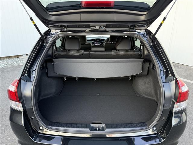 カローラフィールダー １．５Ｇ　ダブルバイビー　スマートキー＆プッシュスタート　ＴＶナビ　Ａストップ　盗難防止　カーテンエアバック　Ｂモニター　アルミホイール　フルオートエアコン　運転席エアバック　地デジＴＶ　横滑り防止　キーレス　ＡＢＳ　記録簿（17枚目）