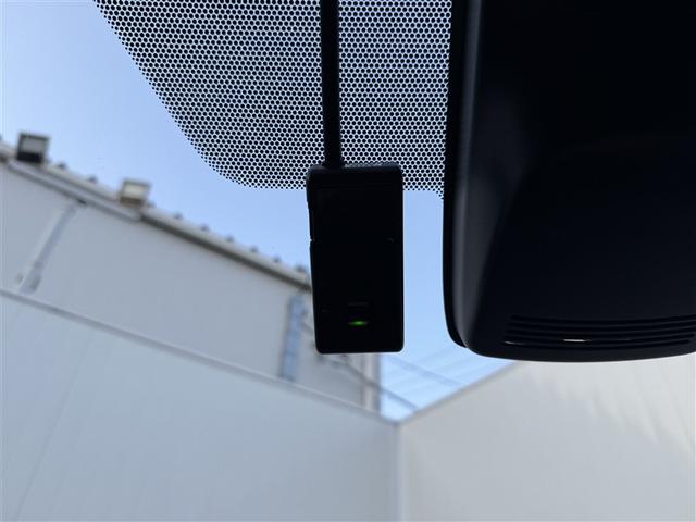 カローラフィールダー １．５Ｇ　ダブルバイビー　スマートキー＆プッシュスタート　ＴＶナビ　Ａストップ　盗難防止　カーテンエアバック　Ｂモニター　アルミホイール　フルオートエアコン　運転席エアバック　地デジＴＶ　横滑り防止　キーレス　ＡＢＳ　記録簿（22枚目）