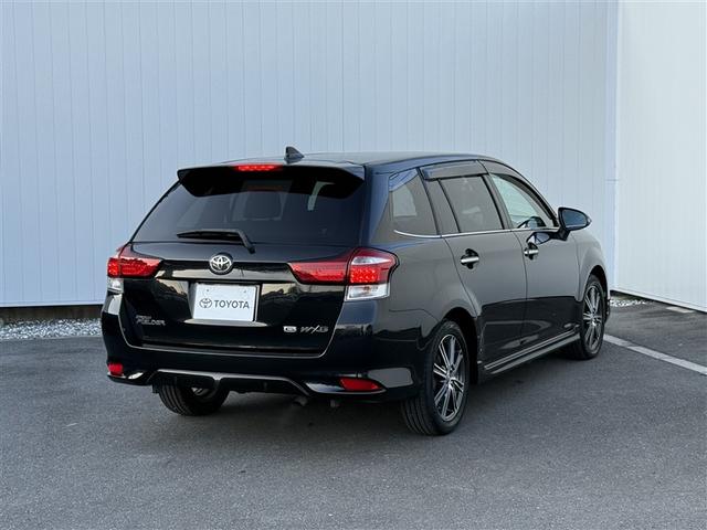 カローラフィールダー １．５Ｇ　ダブルバイビー　スマートキー＆プッシュスタート　ＴＶナビ　Ａストップ　盗難防止　カーテンエアバック　Ｂモニター　アルミホイール　フルオートエアコン　運転席エアバック　地デジＴＶ　横滑り防止　キーレス　ＡＢＳ　記録簿（32枚目）